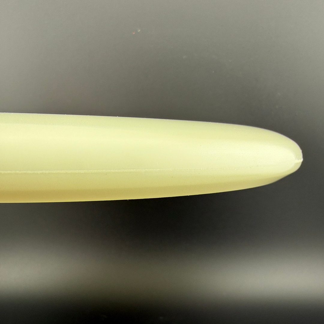 Mega Glo Challenger SS - Missy Gannon Limited Edition - Glow in the Dark Putter