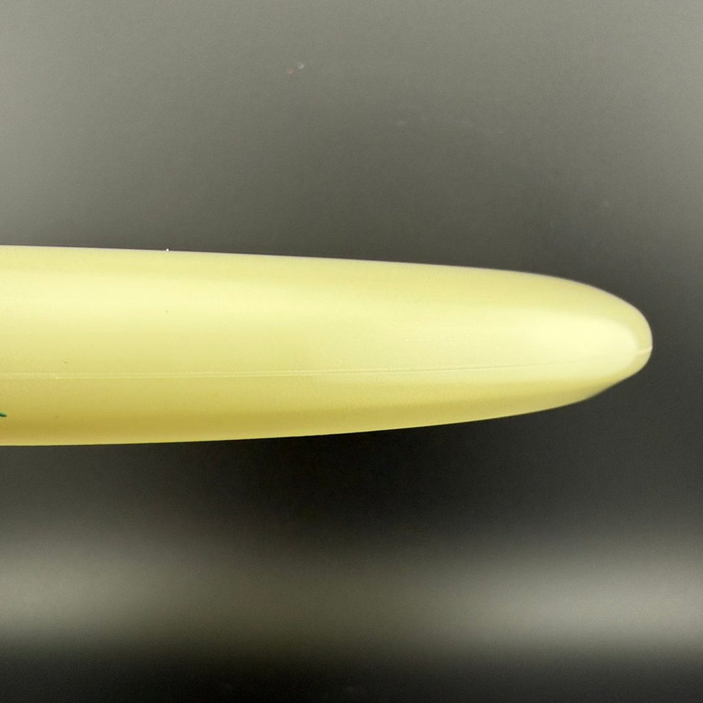 Mega Glo Challenger SS - Missy Gannon Limited Edition - Glow in the Dark Putter