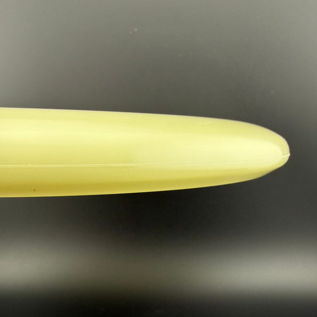 Mega Glo Challenger SS - Missy Gannon Limited Edition - Glow in the Dark Putter