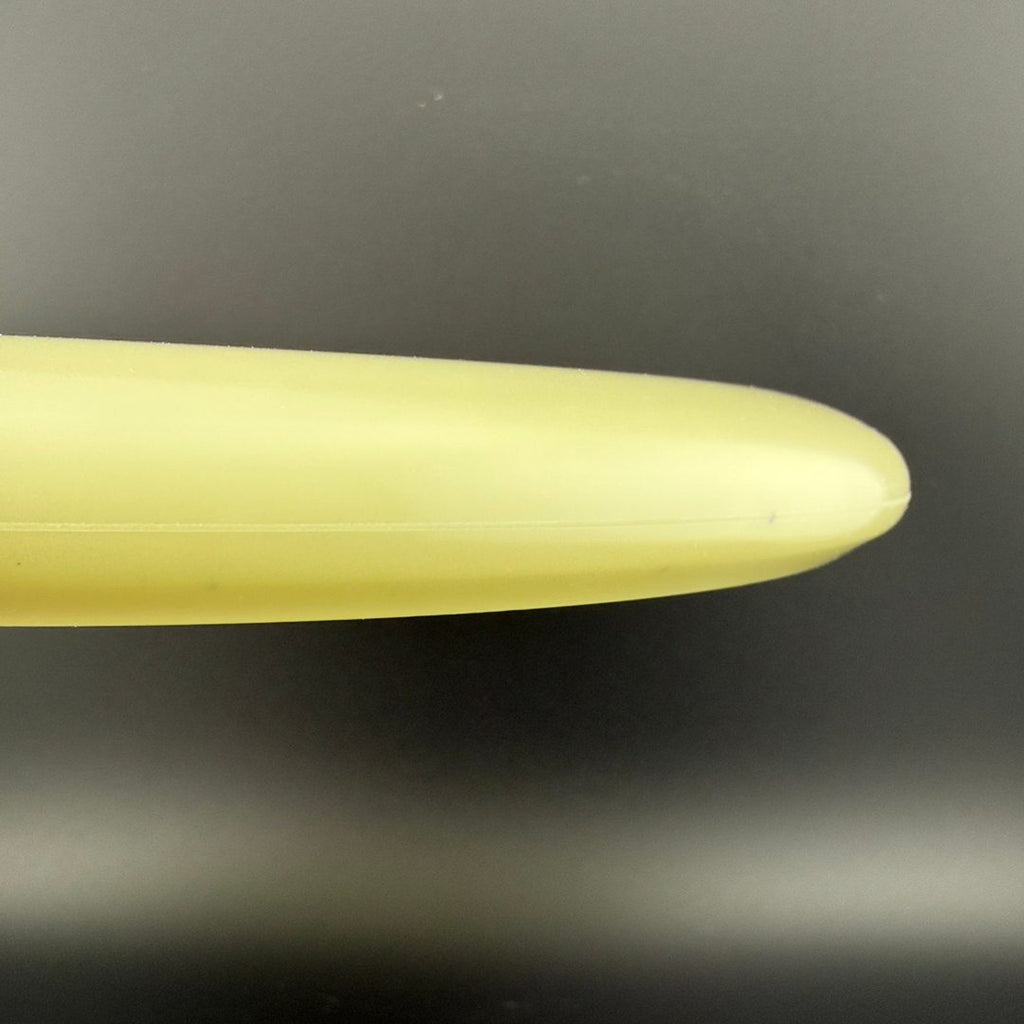 Mega Glo Challenger SS - Missy Gannon Limited Edition - Glow in the Dark Putter