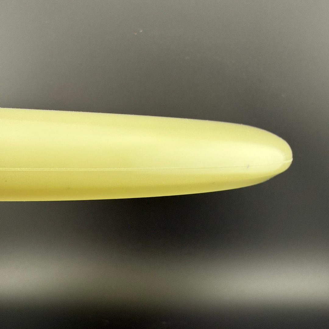 Mega Glo Challenger SS - Missy Gannon Limited Edition - Glow in the Dark Putter